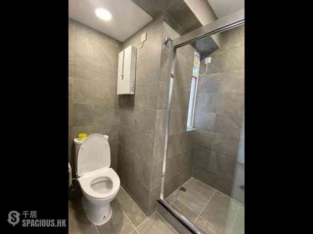 Mid Levels Central - Carlos Court 08