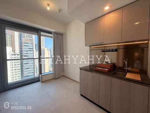 Sai Ying Pun - 9 Eastern Street 01