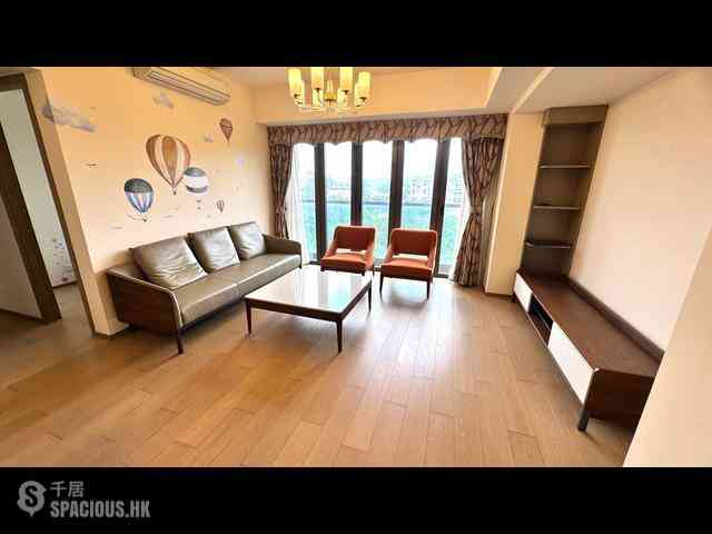 Shau Kei Wan - Island Garden Block 2 01