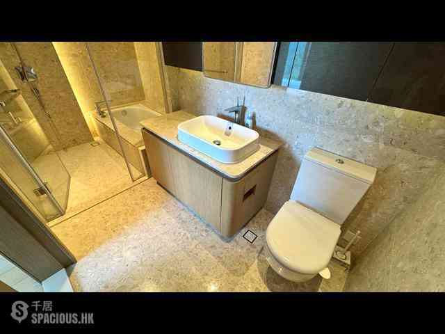 Shau Kei Wan - Island Garden Block 2 06