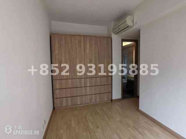 Sai Ying Pun - Island Crest Block 1 03