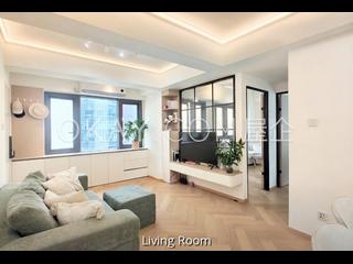 Sheung Wan - Shun Loong Building 03