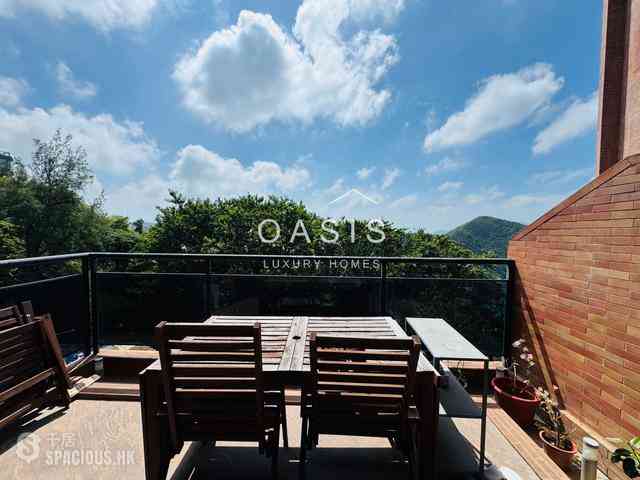 Repulse Bay - The Somerset 01