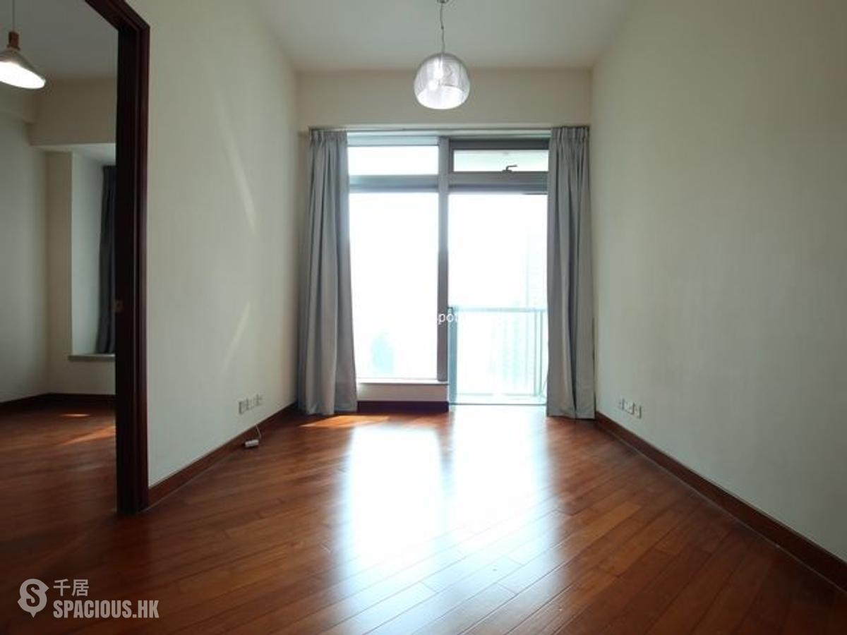 Wan Chai - The Avenue Phase 2 01