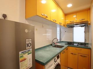 Wan Chai - Luen Lee Building 03