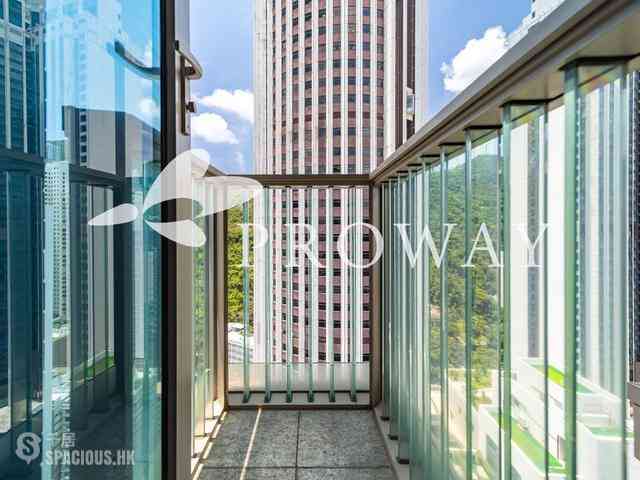 Wan Chai - The Avenue 03