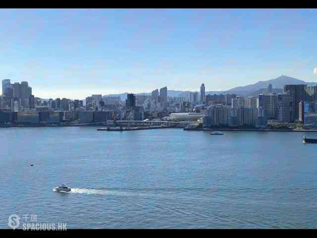 Fortress Hill - Harbour Glory 01