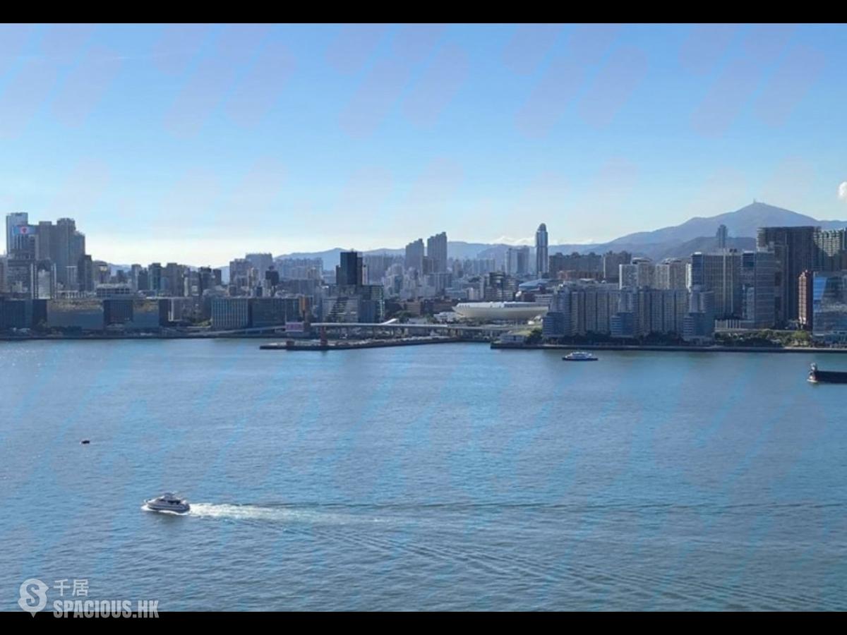 Fortress Hill - Harbour Glory 01