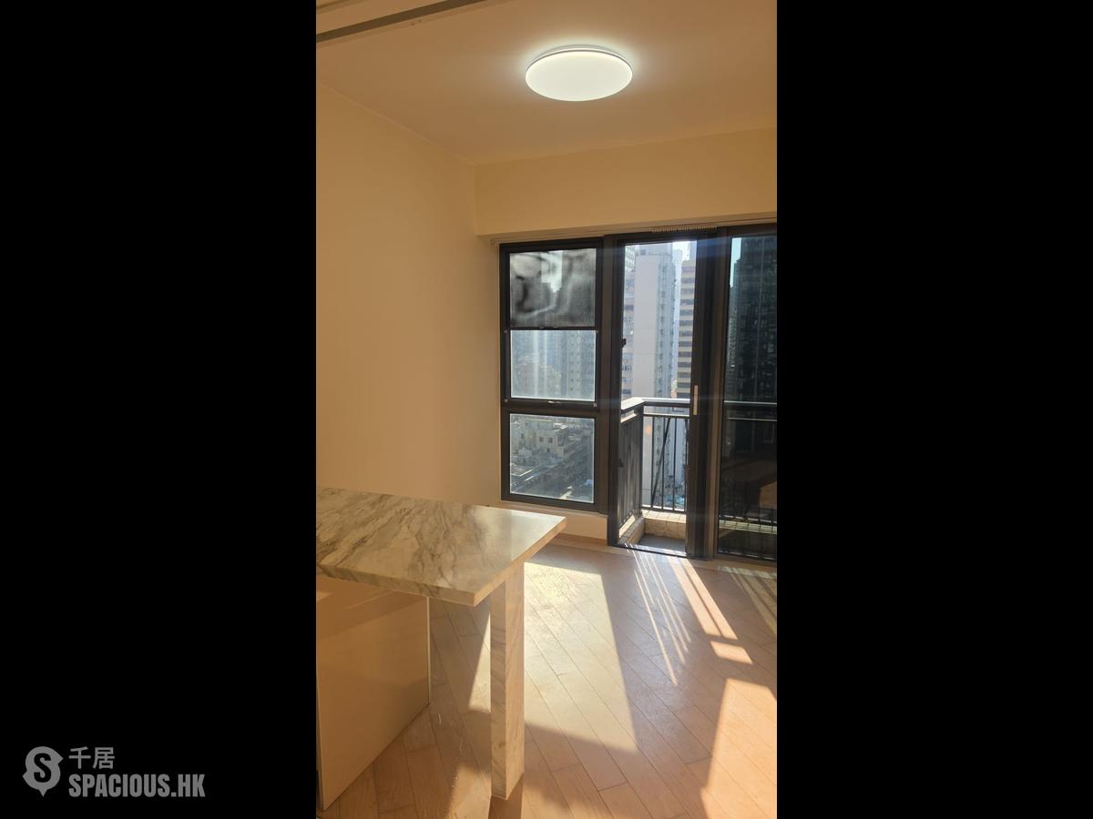 Sai Ying Pun - The Met. Sublime 01