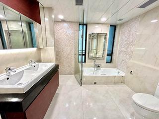 Mid Levels Central - 11, Macdonnell Road 09