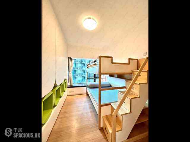 Mid Levels Central - 11, Macdonnell Road 12