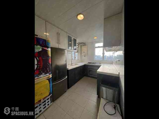 Sai Ying Pun - Rhine Court Block B 02