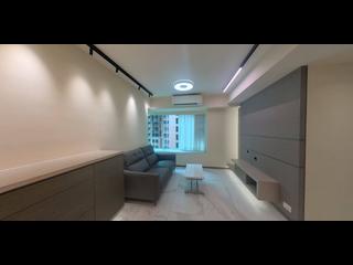 Mid Levels Central - Hillsborough Court Block 2 10