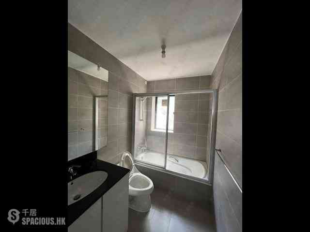 Mid Levels Central - Kennedy Heights 09