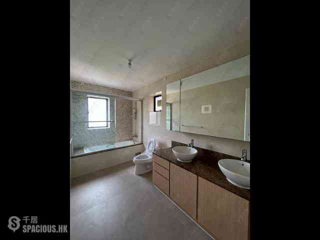 Mid Levels Central - Kennedy Heights 11