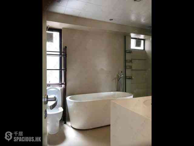 Mid Levels Central - Robinson Heights Block 3 10