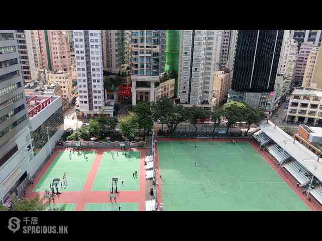 Wan Chai - Hip Sang Building 08