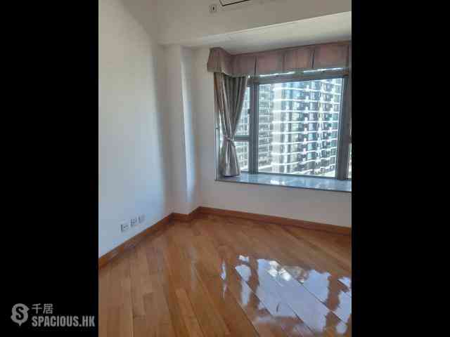 Hung Hom - Royal Peninsula 04