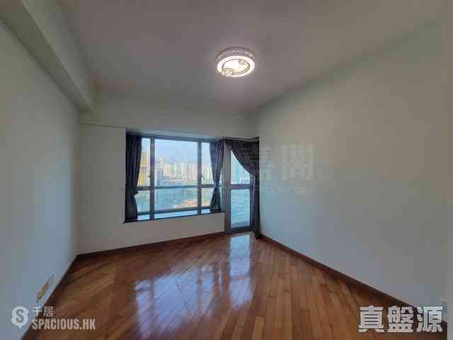 West Kowloon - Sorrento 02