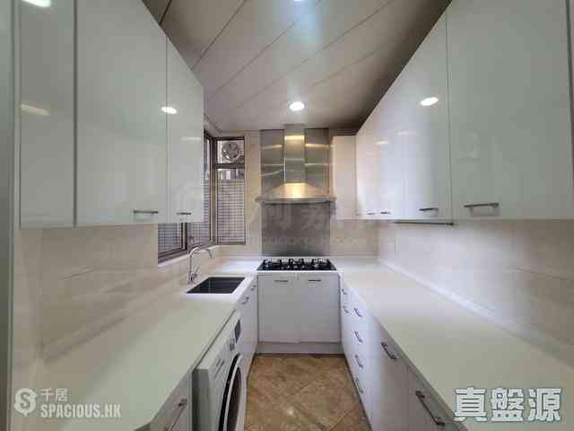 West Kowloon - Sorrento 06
