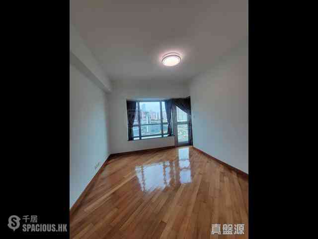 West Kowloon - Sorrento 15