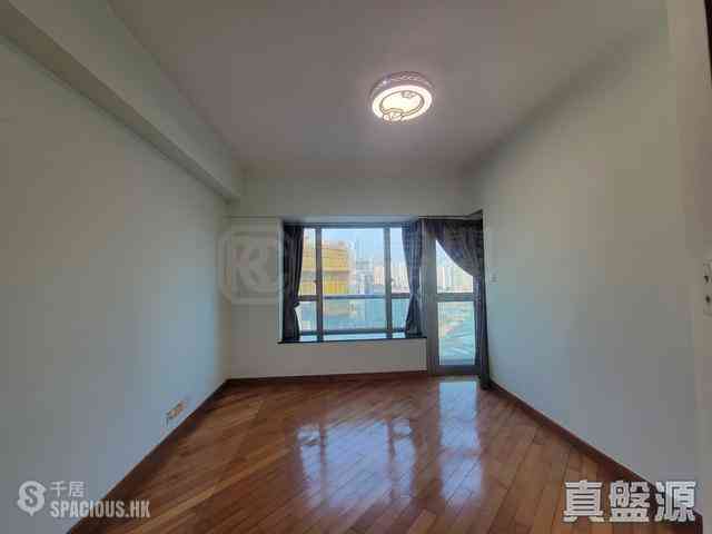 West Kowloon - Sorrento 22