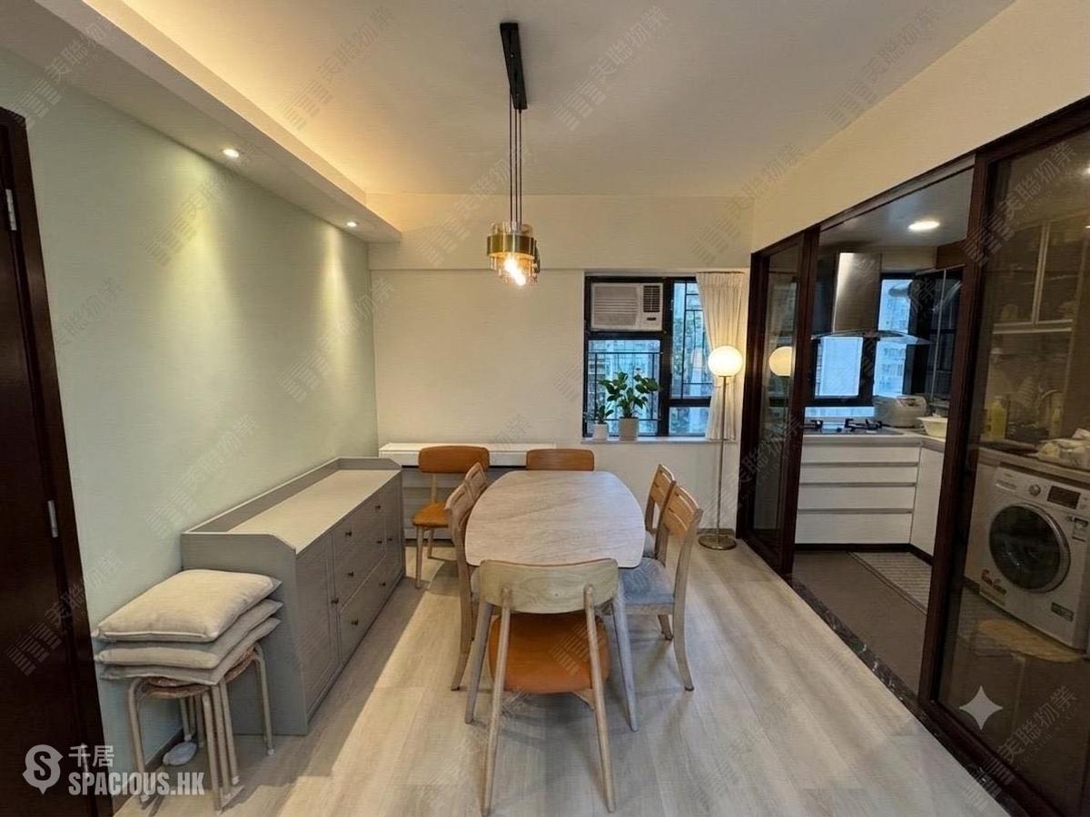 Mid Levels Central - Robinson Heights 01