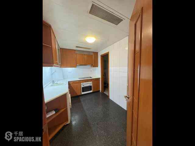 Hung Hom - Royal Peninsula 05