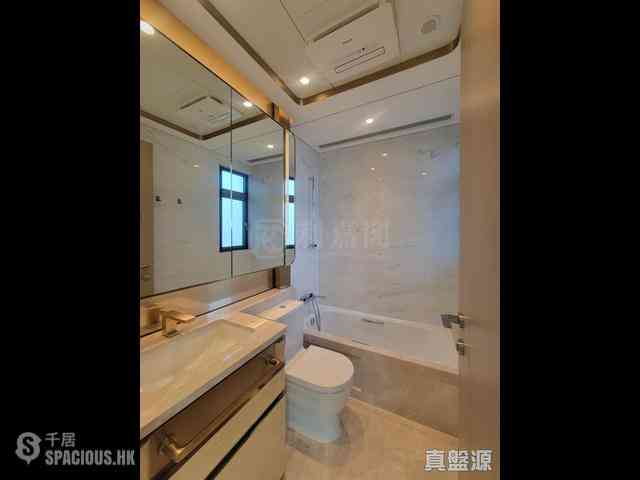 Cheung Sha Wan - Grand Victoria 12