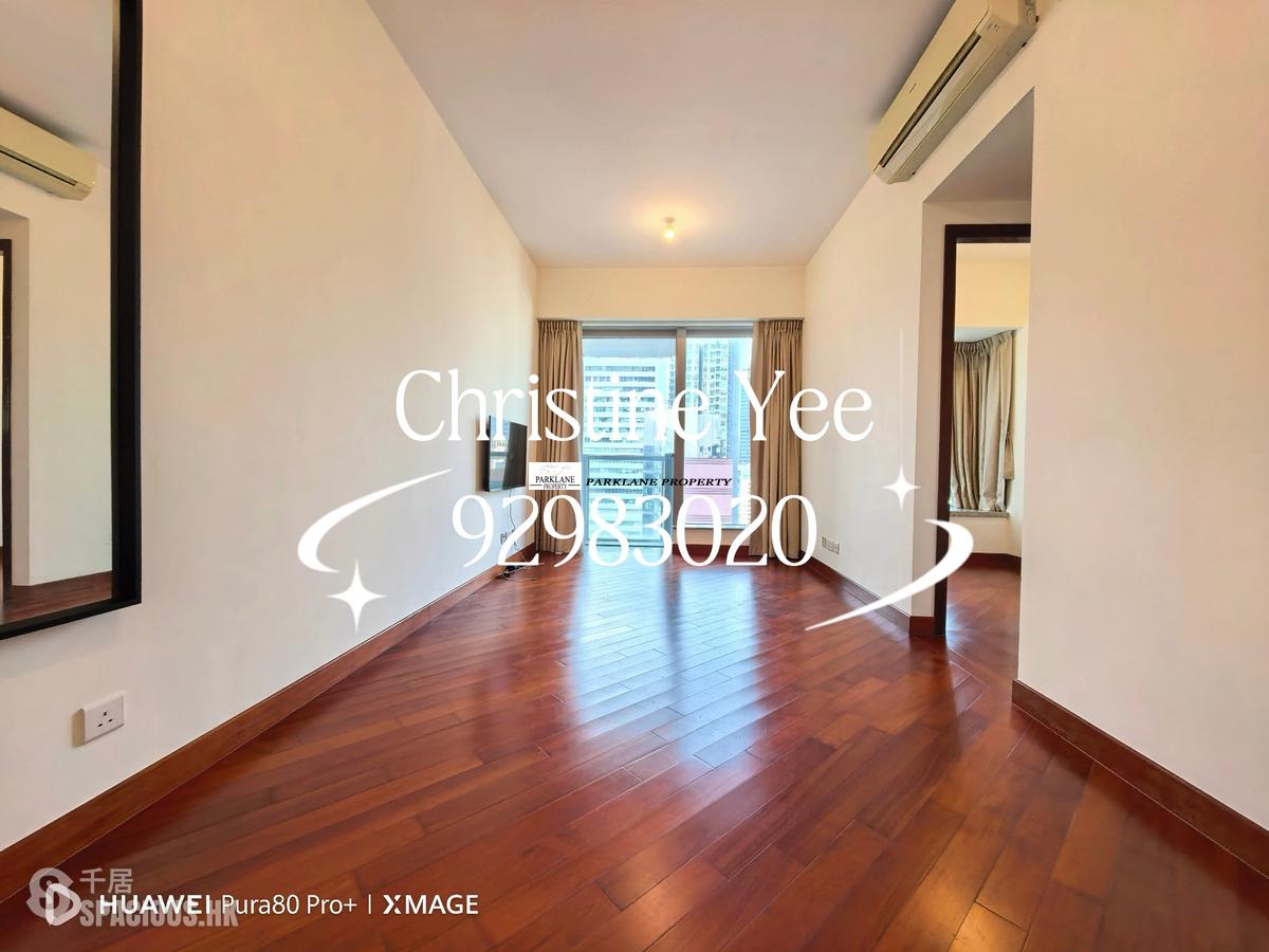 Wan Chai - The Avenue 01