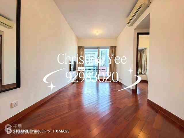 Wan Chai - The Avenue 01