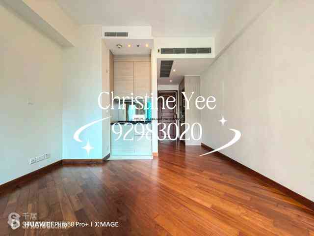 Wan Chai - The Avenue 03