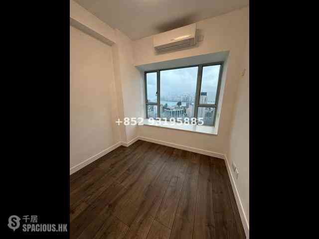 Tsim Sha Tsui - The Victoria Towers Tower 3 01
