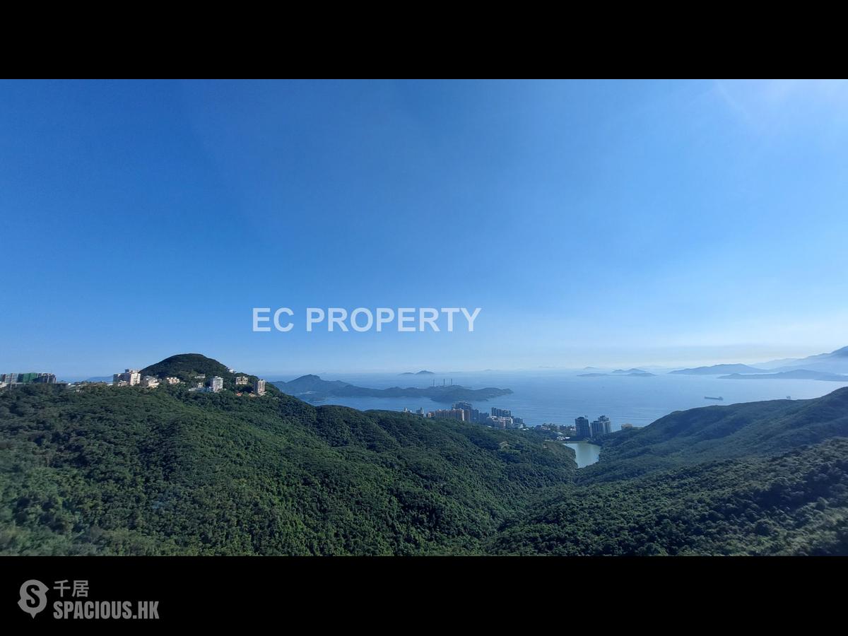 The Peak - The Mount Austin 01