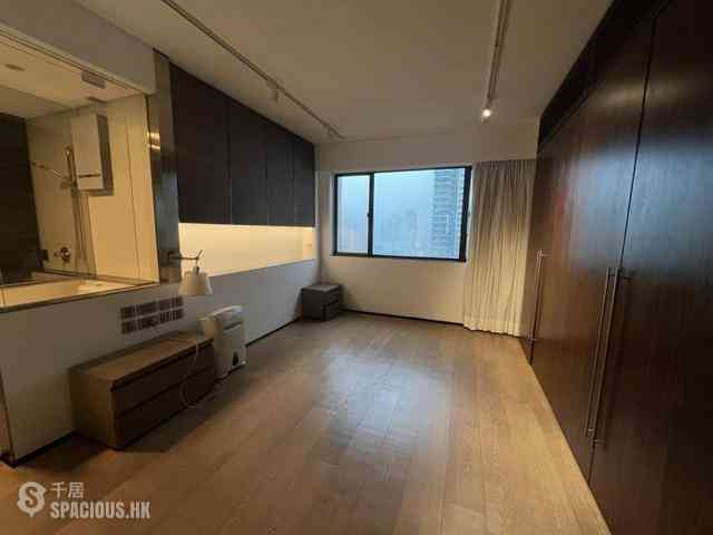 Stubbs Road - Evergreen Villa 02