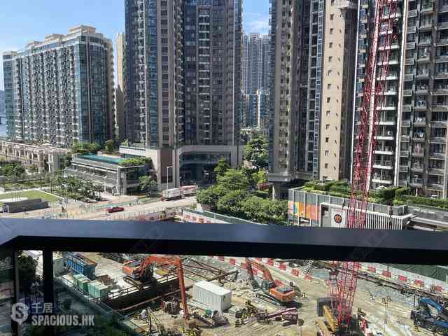 Tseung Kwan O - The Wings II 01