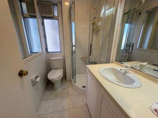 Mid Levels West - Realty Gardens 09