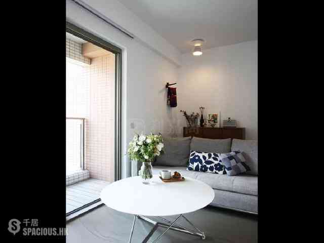 Tai Kok Tsui - Harbour Green Tower 6 02