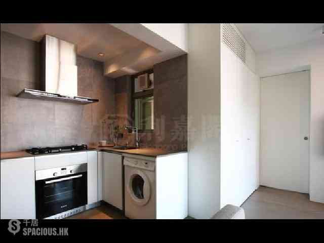 Tai Kok Tsui - Harbour Green Tower 6 04