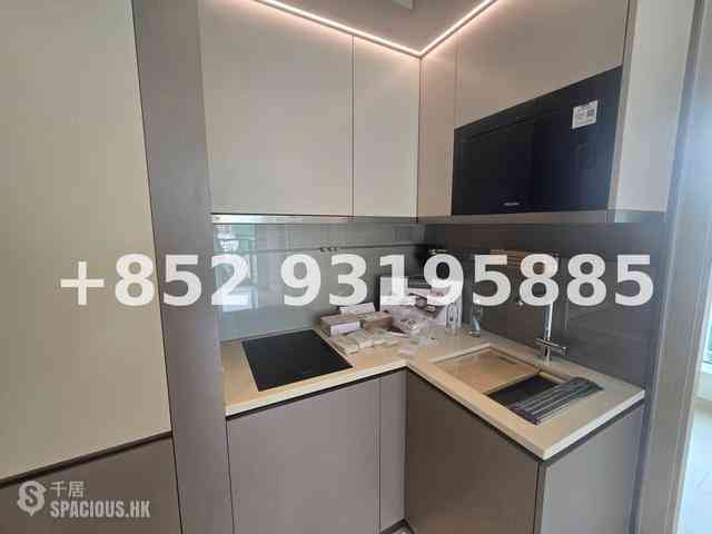 Sai Ying Pun - Upper Manor 09