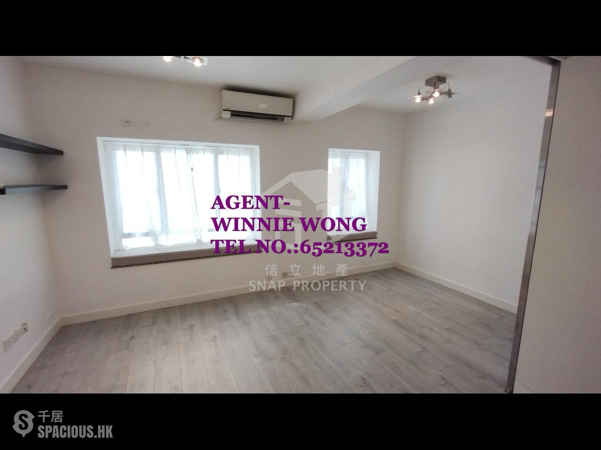 Mid Levels Central - Maxluck Court 01