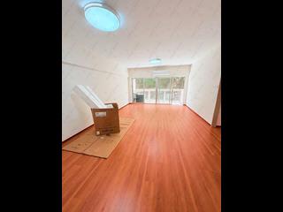 Mid Levels West - Realty Gardens 05