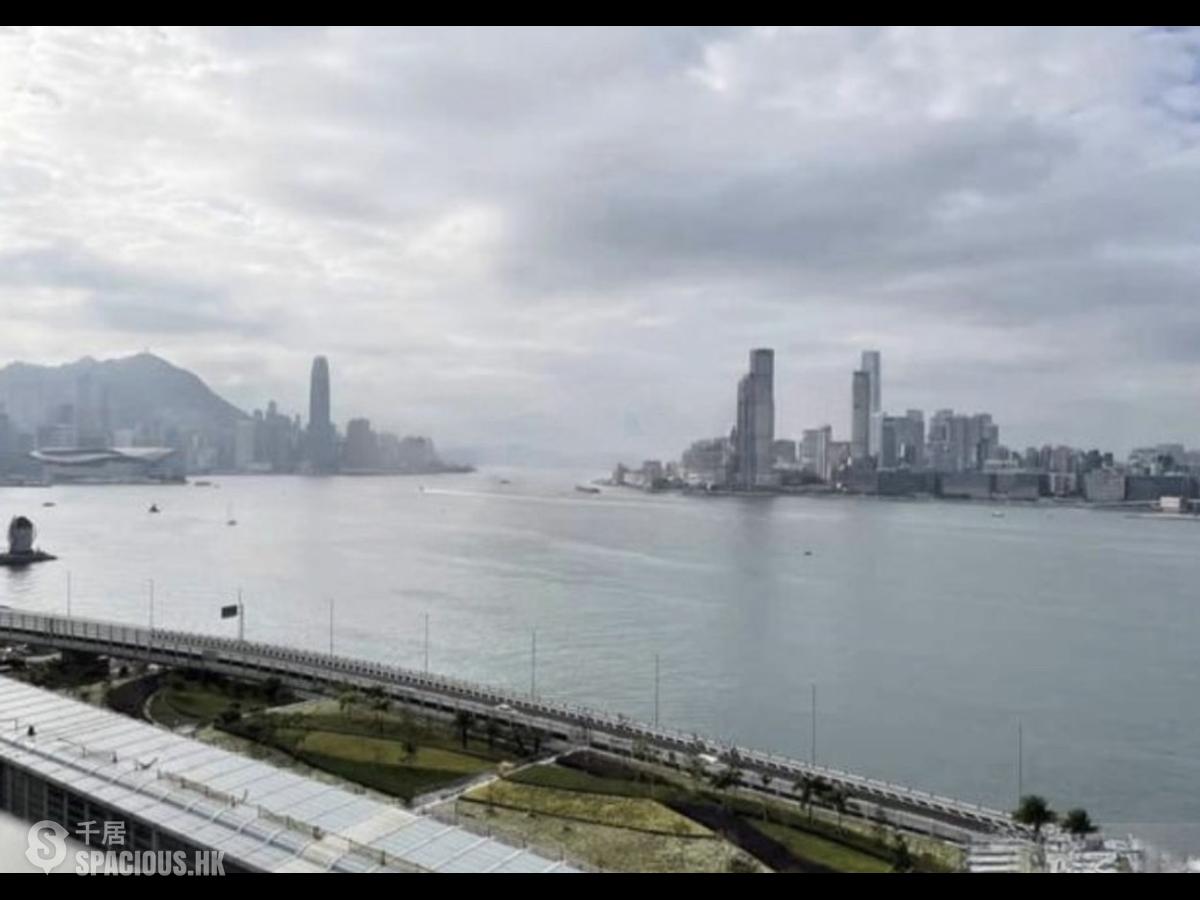 Fortress Hill - Harbour Glory 01
