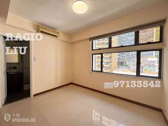 Mid Levels Central - Kings Court 03