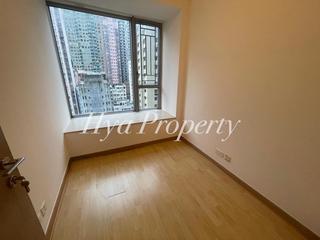 Sai Ying Pun - Island Crest 02