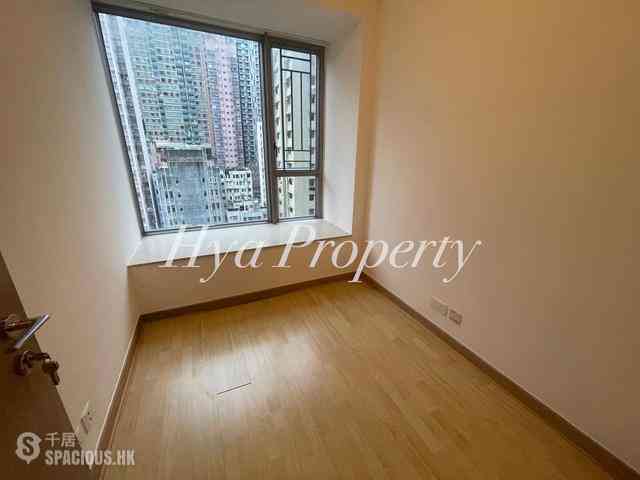 Sai Ying Pun - Island Crest 02