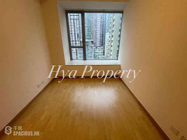 Sai Ying Pun - Island Crest 03