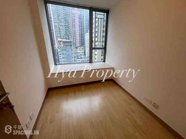 Sai Ying Pun - Island Crest 05