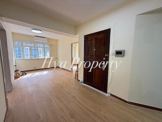 Mid Levels Central - Carlos Court 03