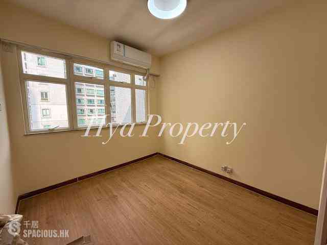 Mid Levels Central - Carlos Court 06